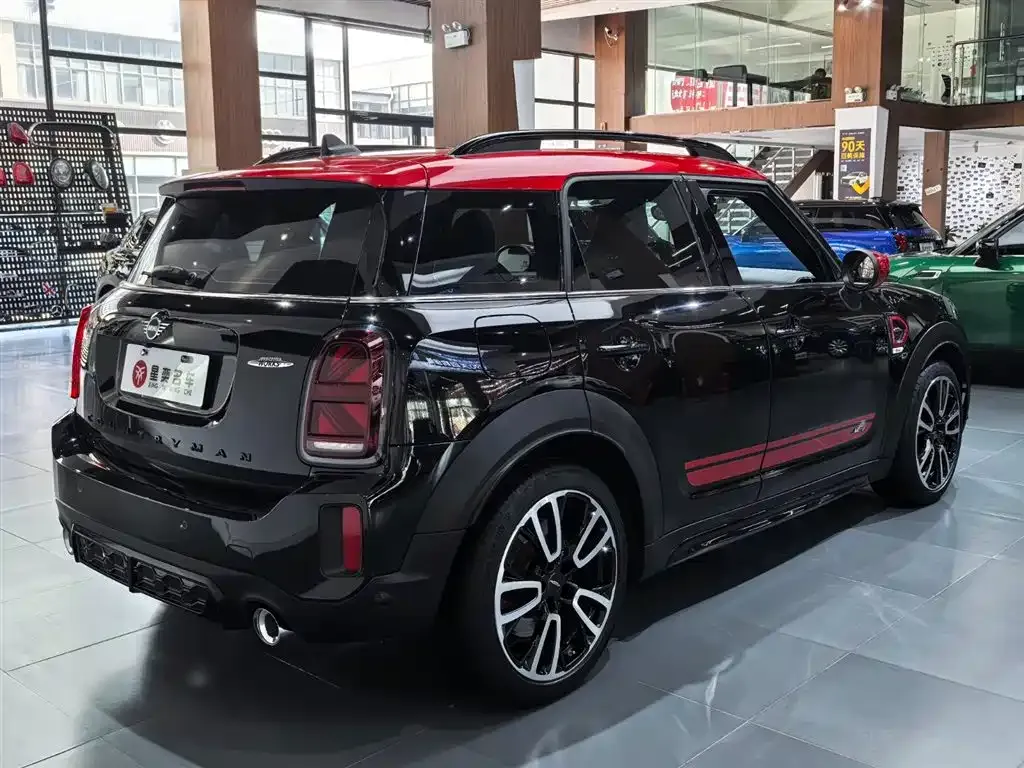 MINI Countryman JCW — фото 5