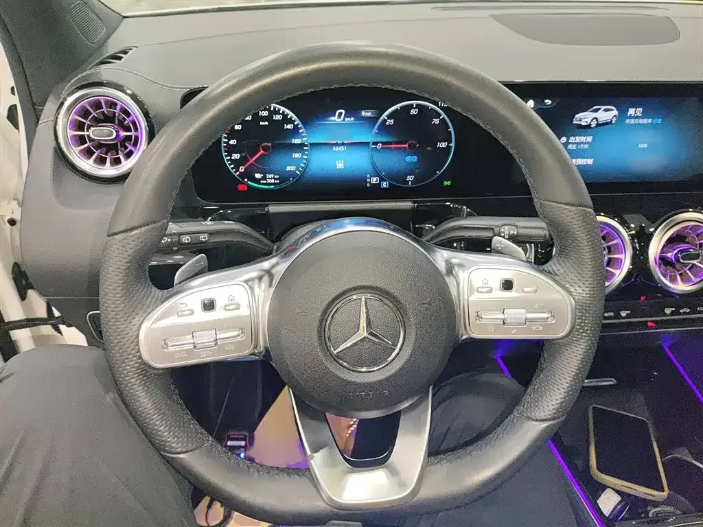 Mercedes-Benz EQA — фото 3