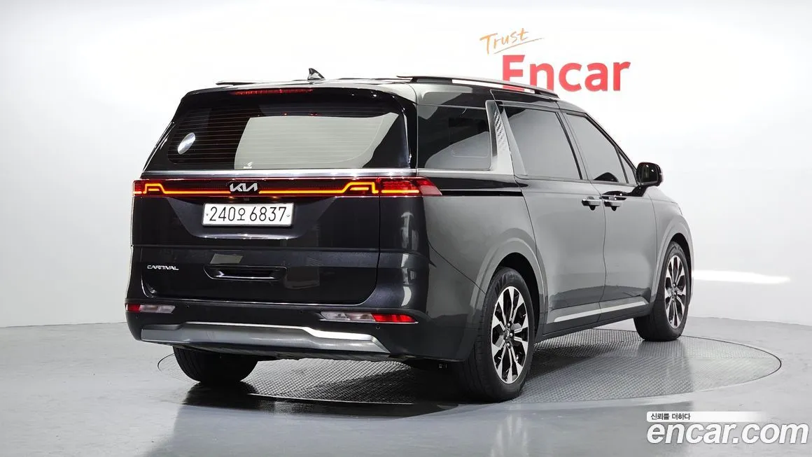 Kia Carnival — фото 2