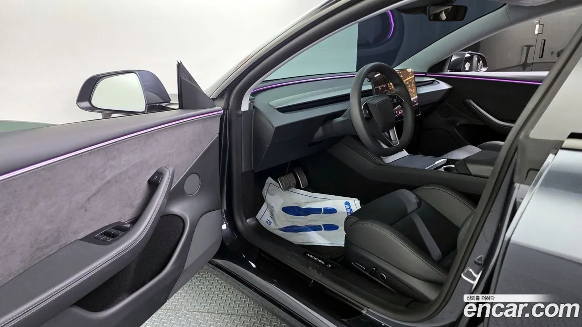 Tesla Model 3 — фото 10