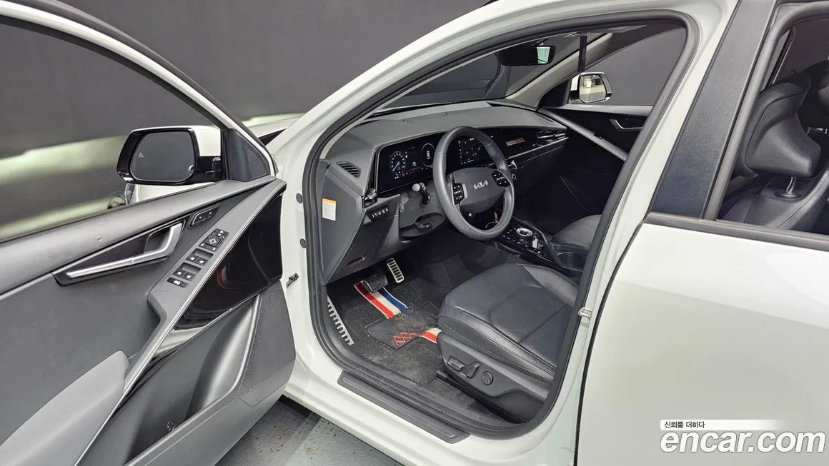 Kia Niro — фото 10