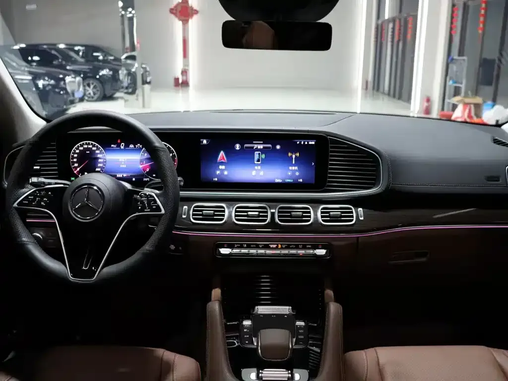 Mercedes-Benz GLE — фото 10