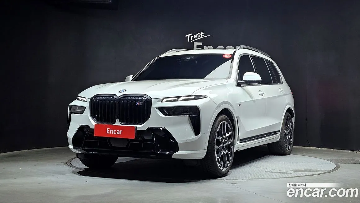BMW X7 — фото 1
