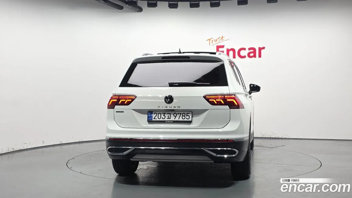 Volkswagen Tiguan — фото 4