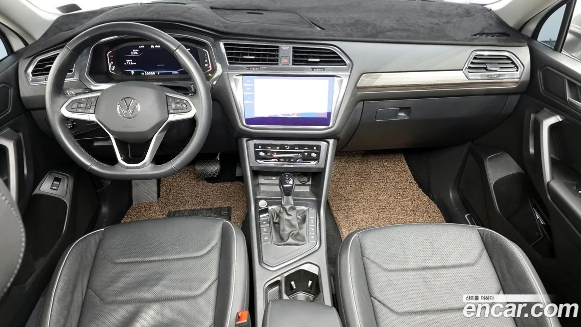 Volkswagen Tiguan — фото 7
