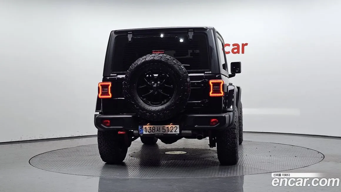 Jeep Wrangler — фото 4