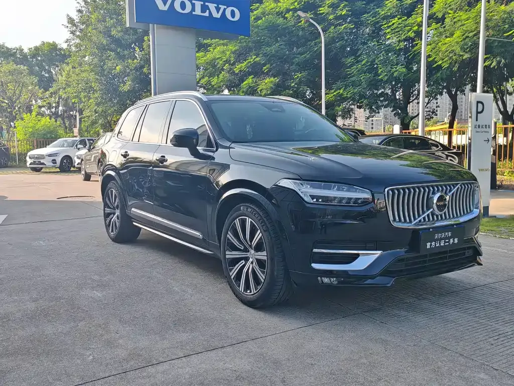 Volvo XC90 — фото 2