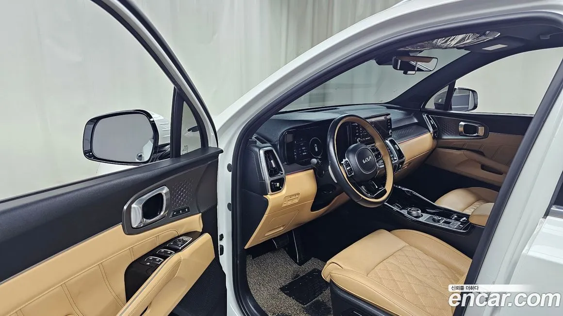 Kia Sorento — фото 10