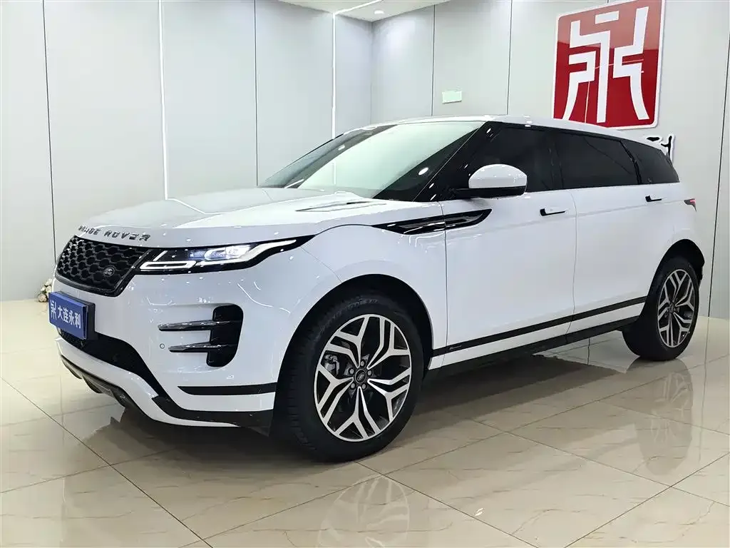 Land Rover Evoque — фото 1