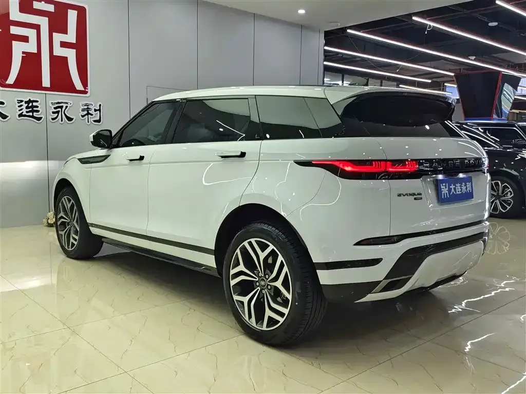 Land Rover Evoque — фото 6