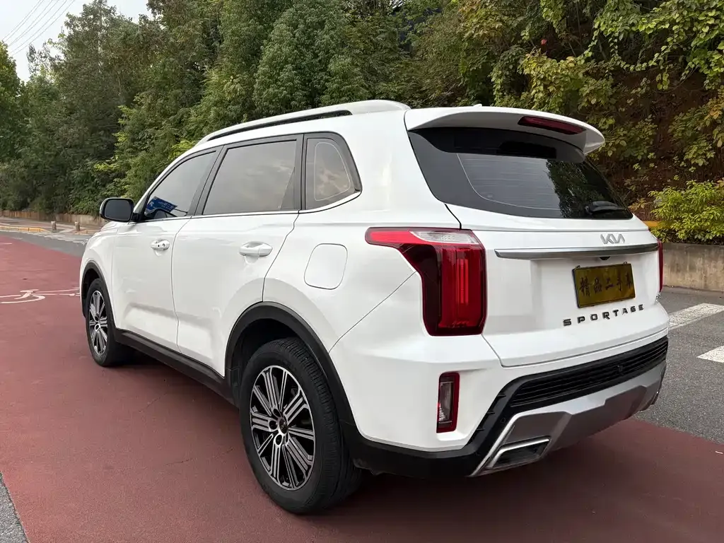 Kia Sportage — фото 5