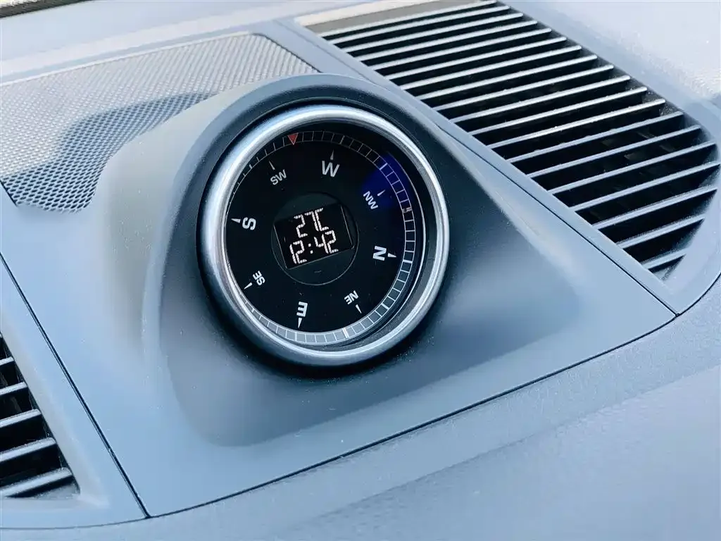 Porsche Macan — фото 7