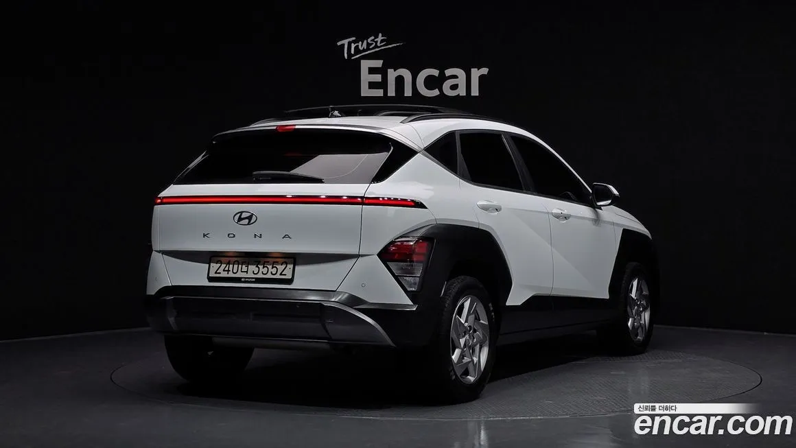 Hyundai Kona — фото 2