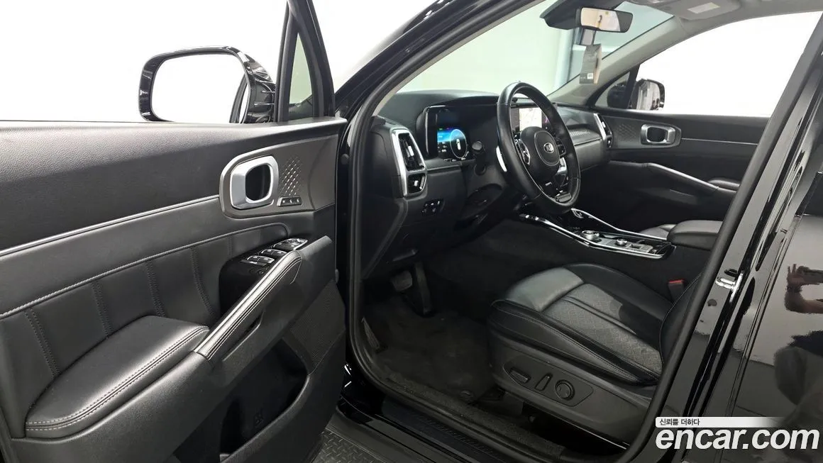 Kia Sorento — фото 10