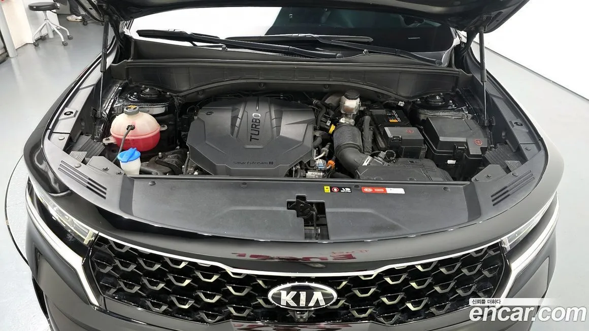 Kia Sorento — фото 6