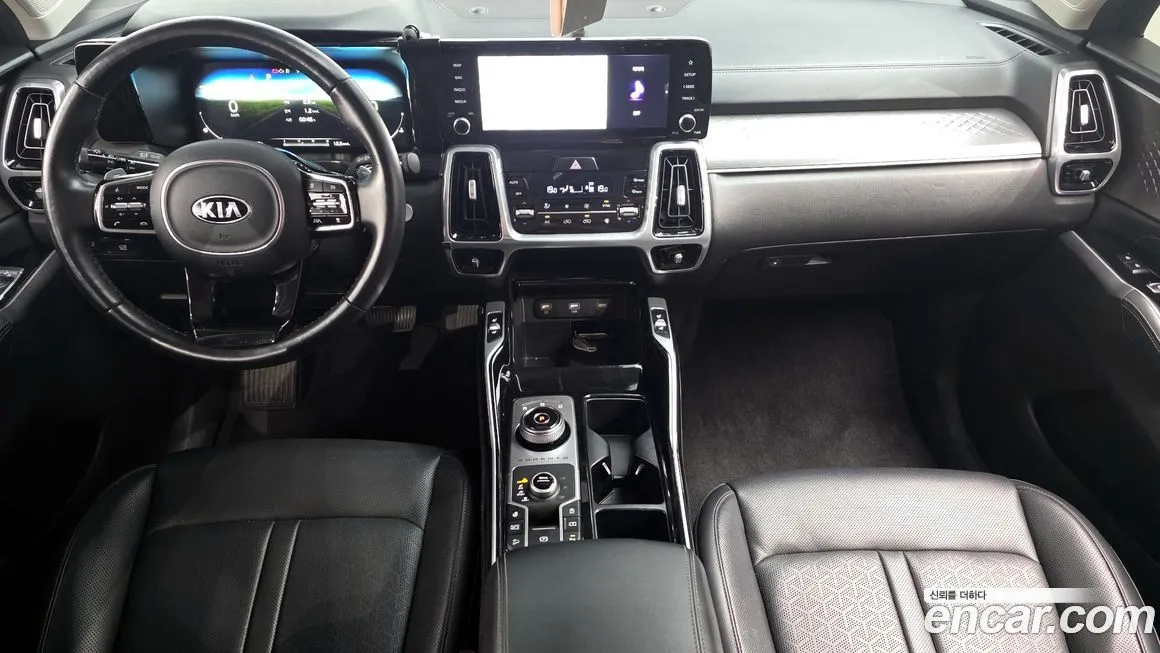 Kia Sorento — фото 7