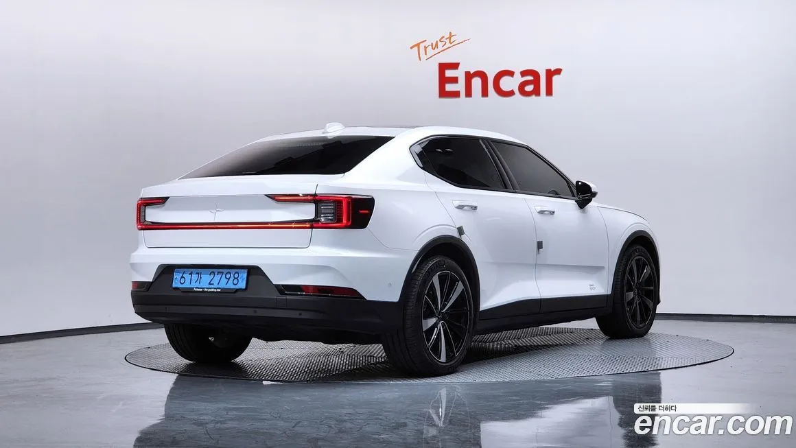 Polestar Polestar 2 — фото 2