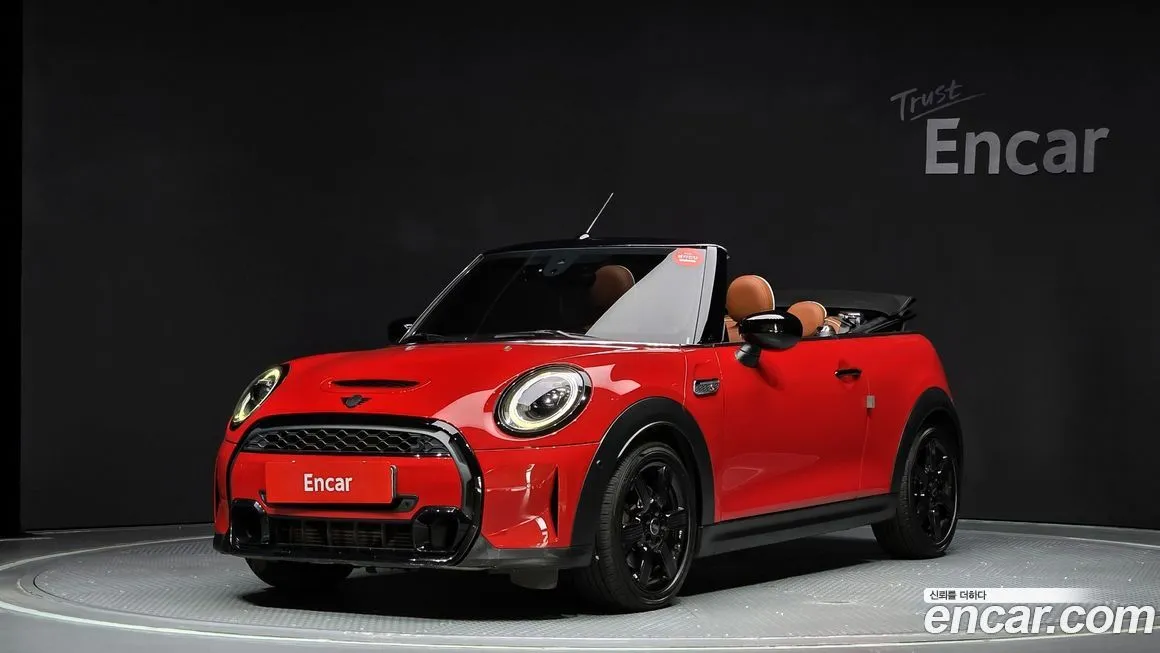 Mini Cooper Convertible — фото 1