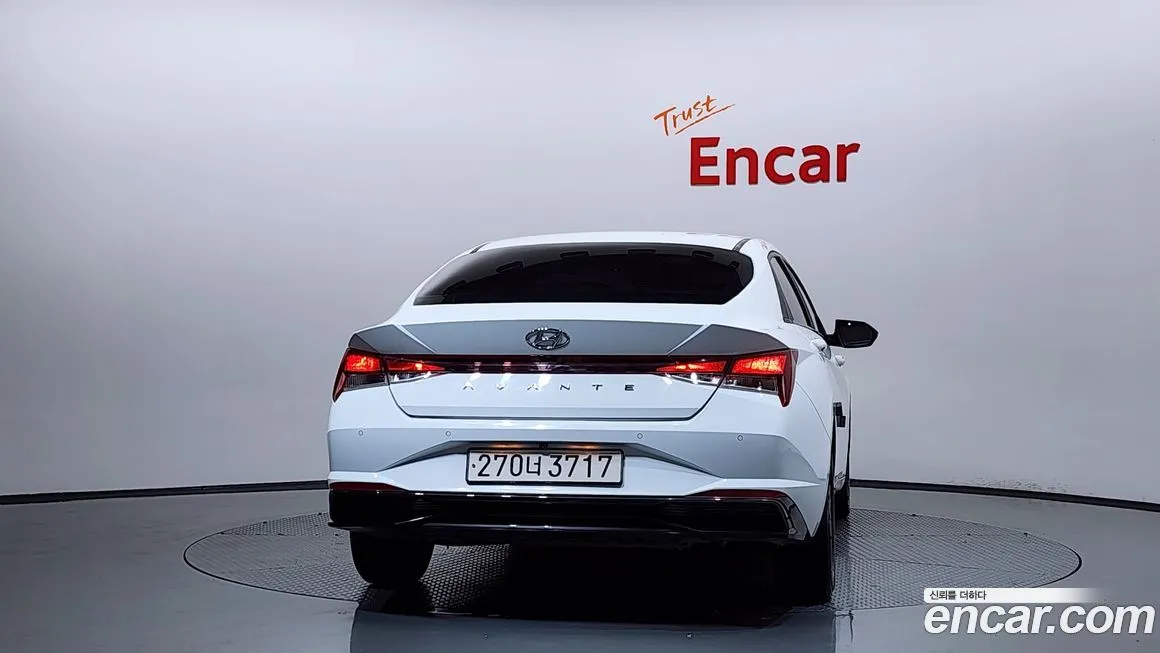 Hyundai AVANTE — фото 4