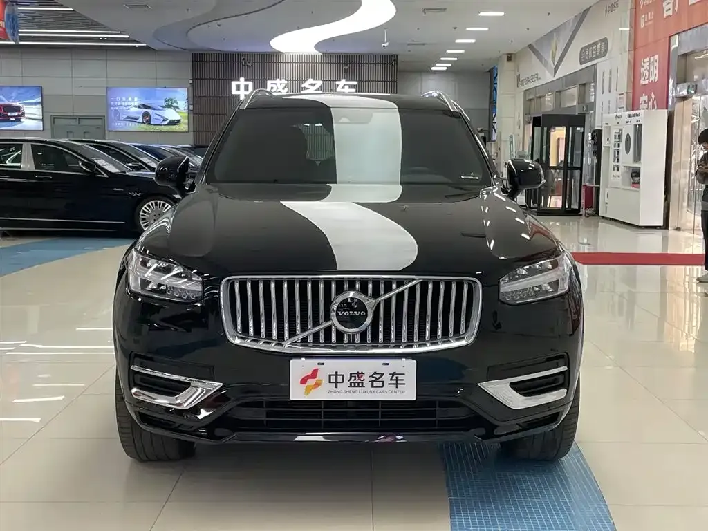 Volvo XC90 — фото 2