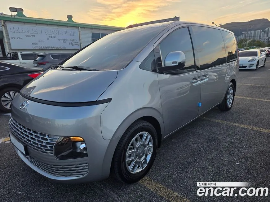 Hyundai Staria — фото 2