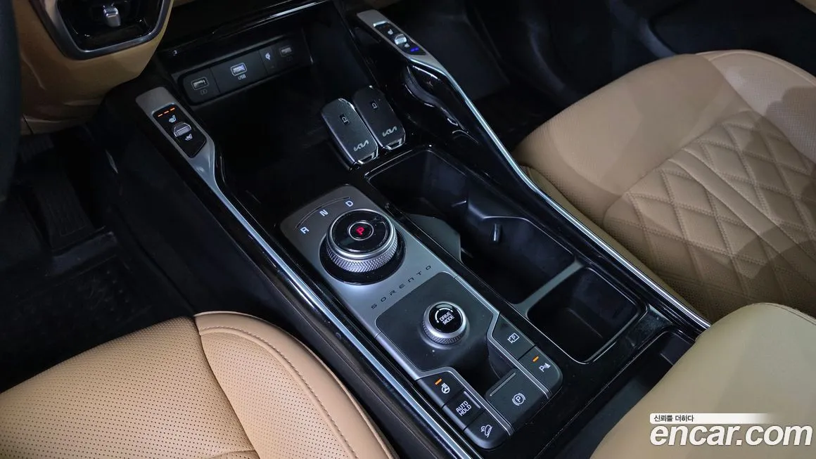 Kia Sorento — фото 9