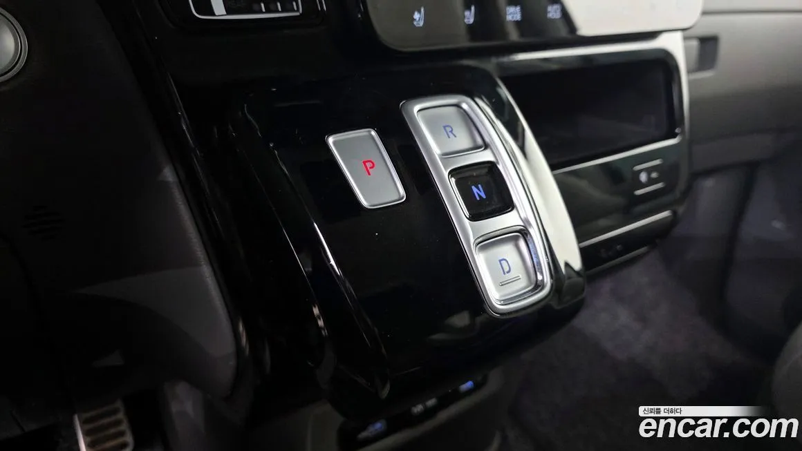 Hyundai Staria — фото 9