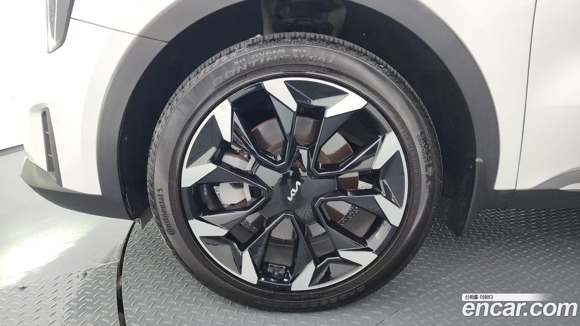 Kia Sorento — фото 5