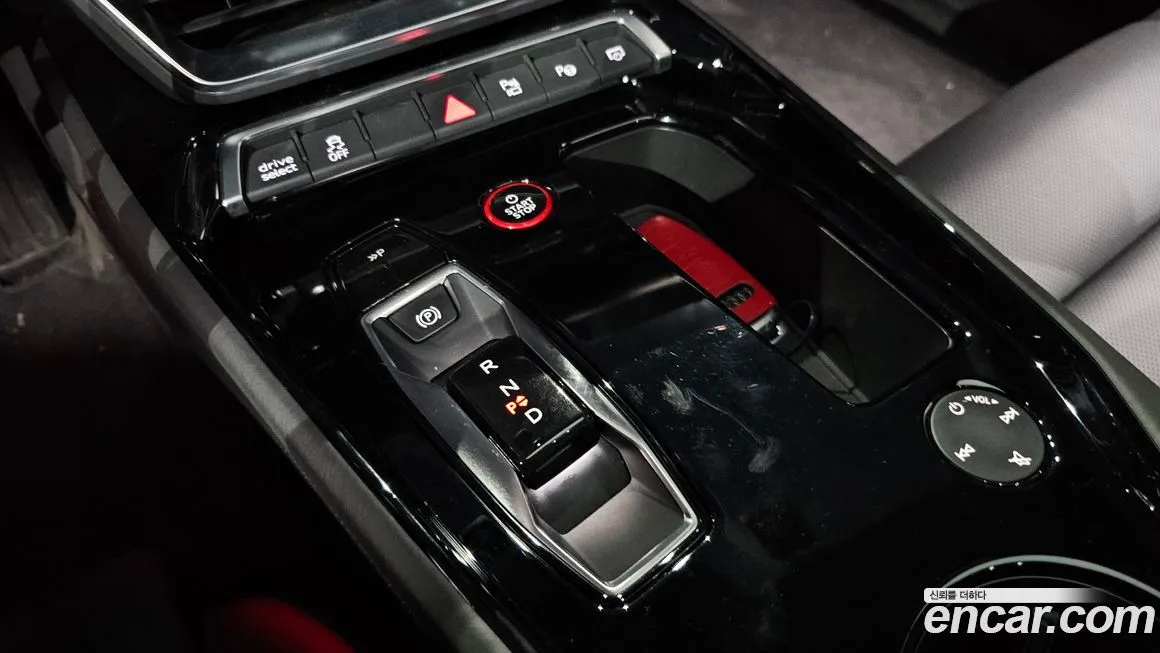 Audi e-tron GT — фото 9