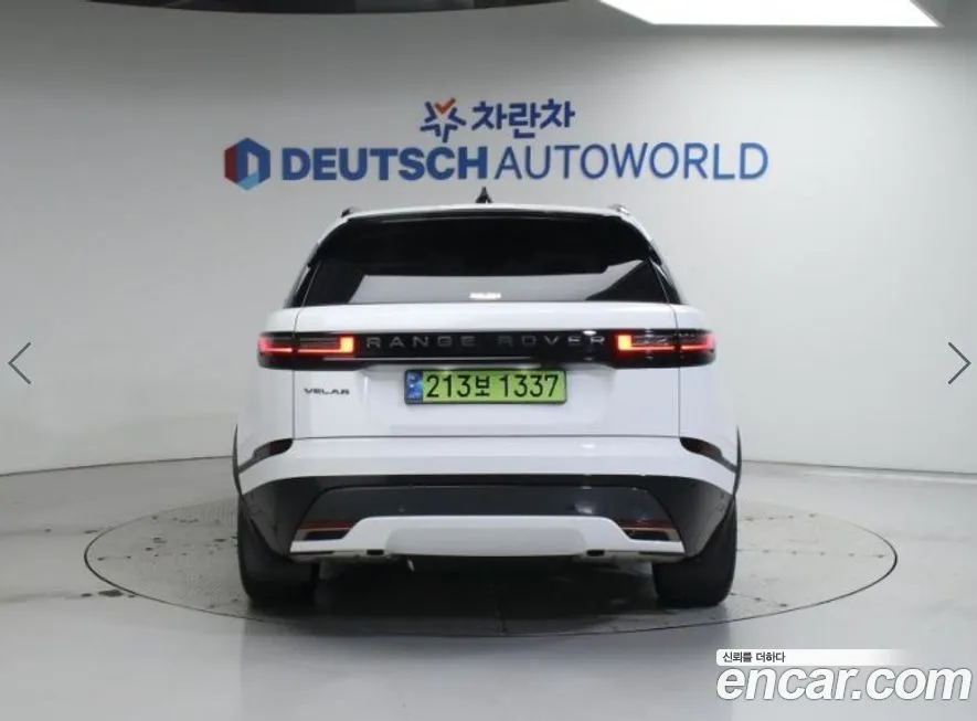 Land Rover Range Rover Velar — фото 4