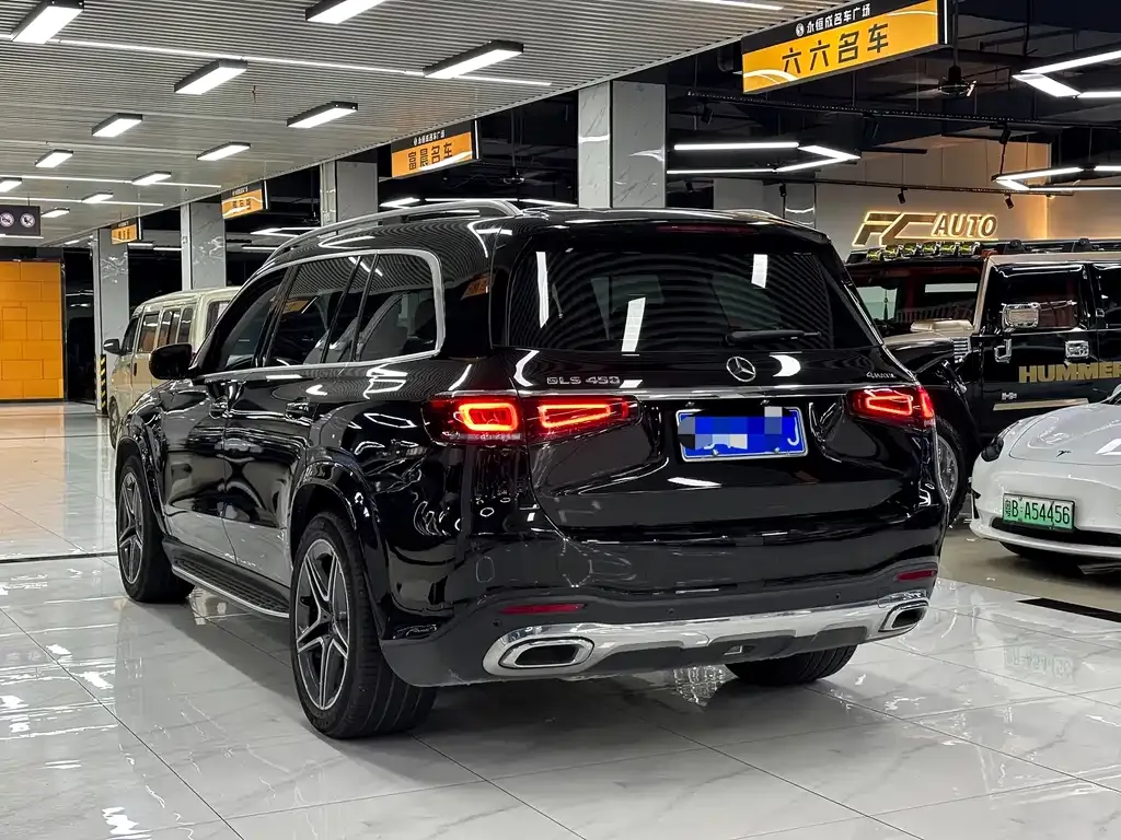 Mercedes-Benz GLS — фото 4