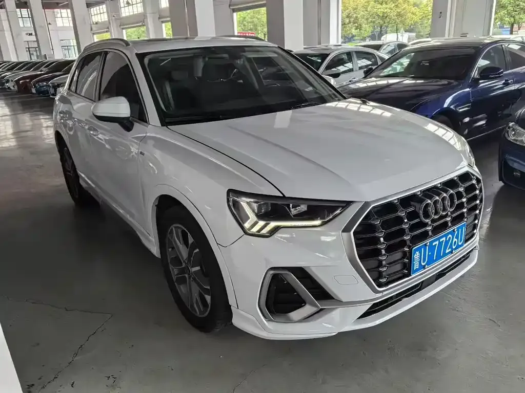 Audi Q3 — фото 2