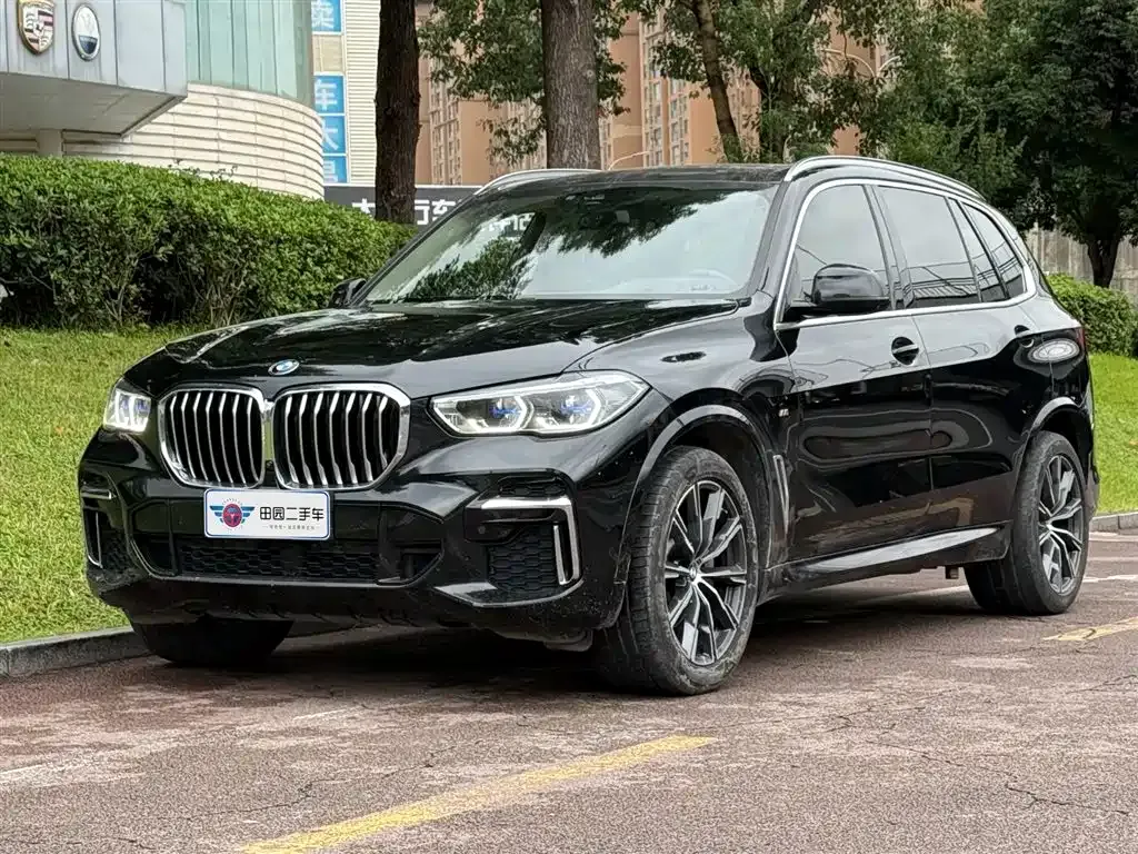 BMW X5 — фото 1