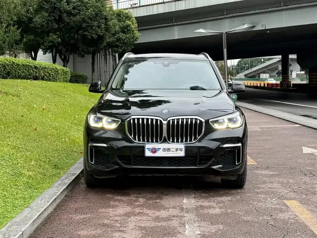 BMW X5 — фото 2