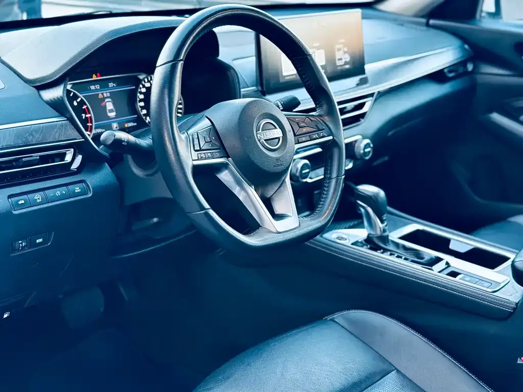 Nissan Teana — фото 8