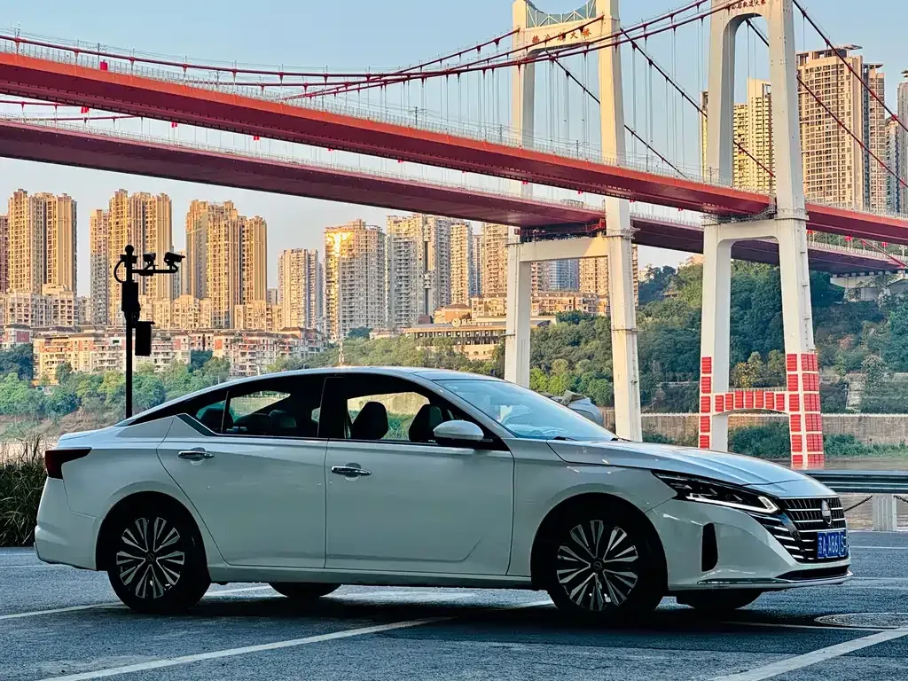 Nissan Teana — фото 9