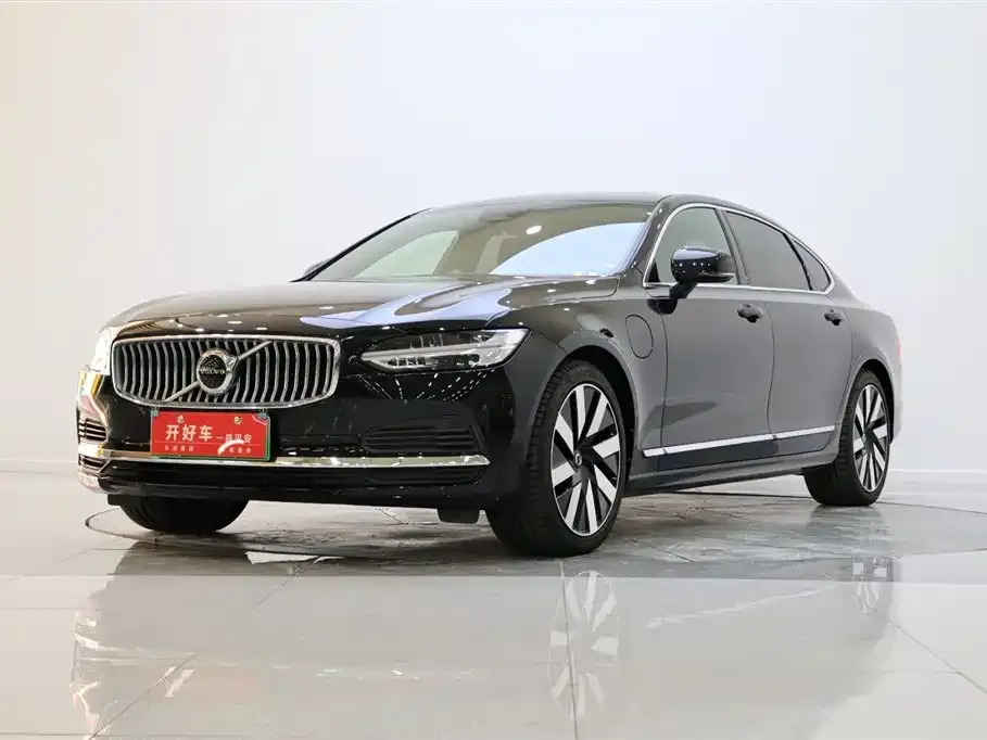Volvo S90 PHEV — фото 1