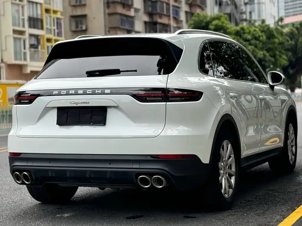 Porsche Cayenne — фото 4