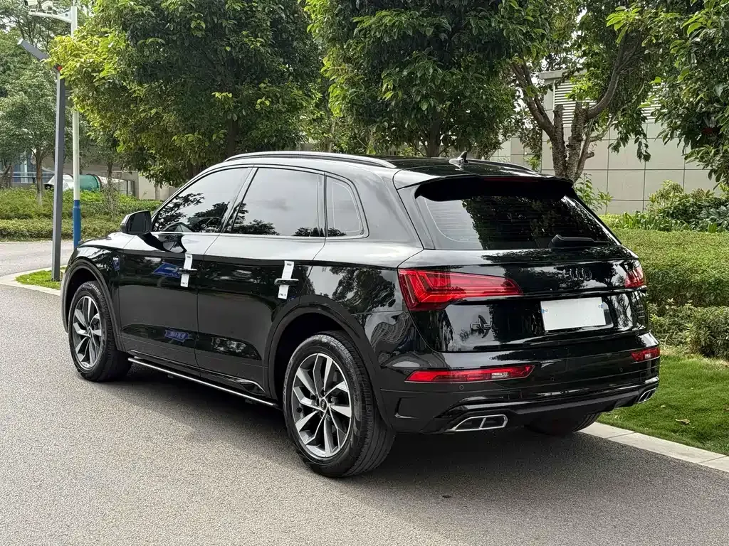 Audi Q5L — фото 4