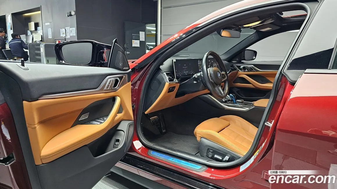 BMW i4 — фото 10