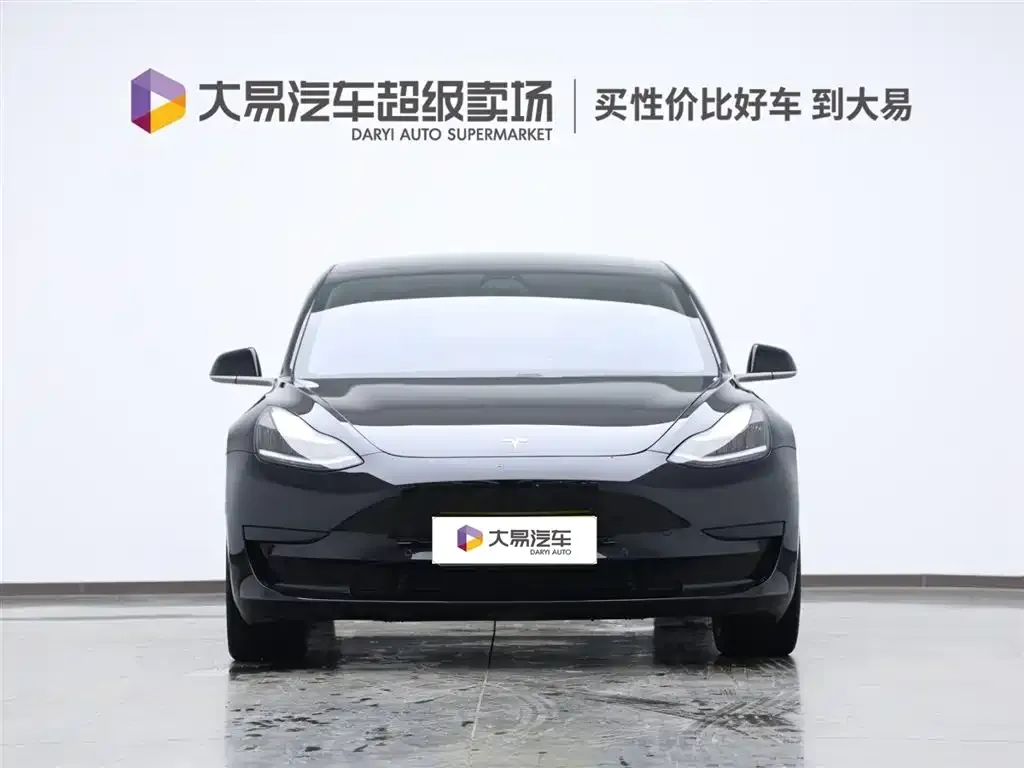 Tesla Model 3 — фото 2