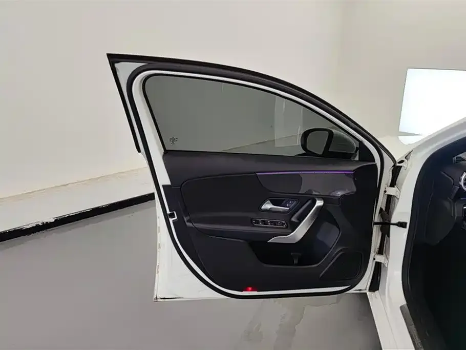Mercedes-Benz A-Class (Import) — фото 7
