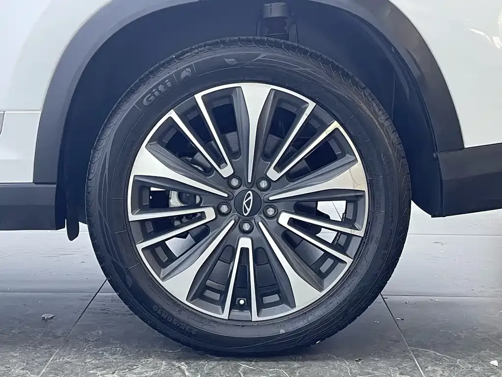 Chery Tiggo 8 PLUS — фото 10