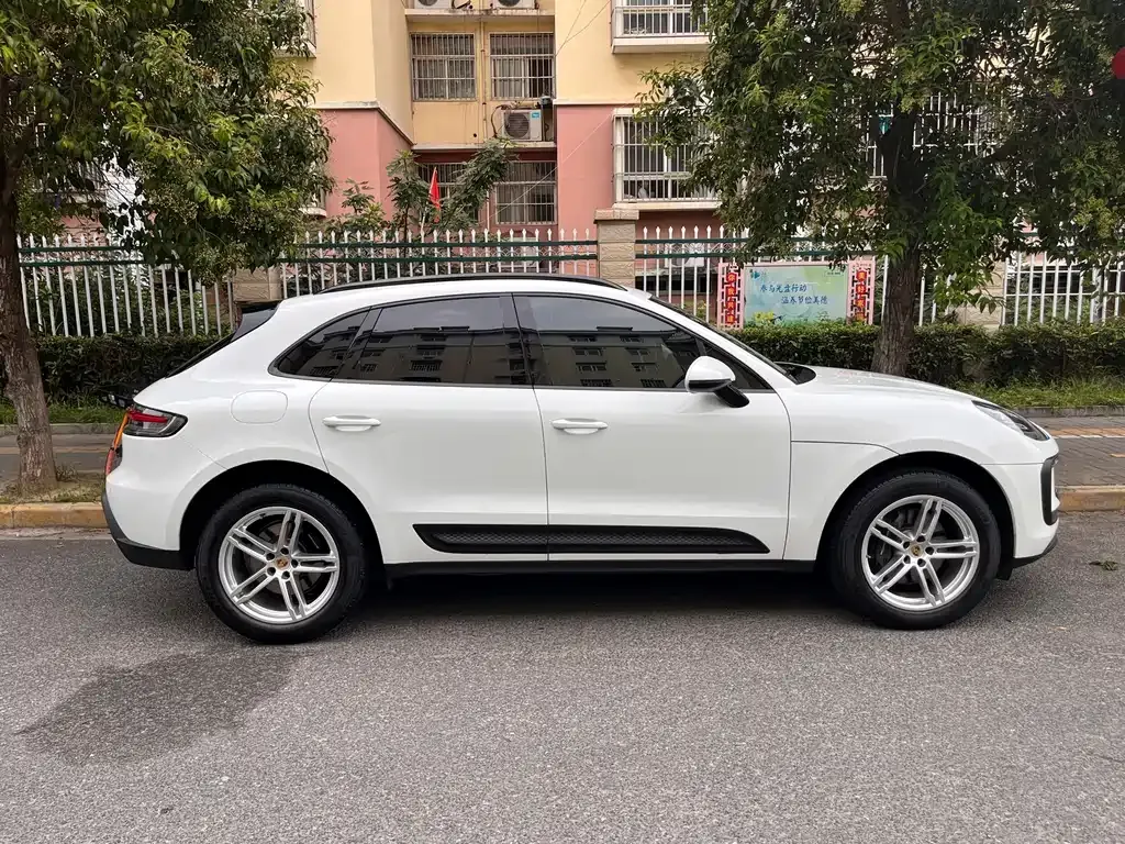 Porsche Macan — фото 3
