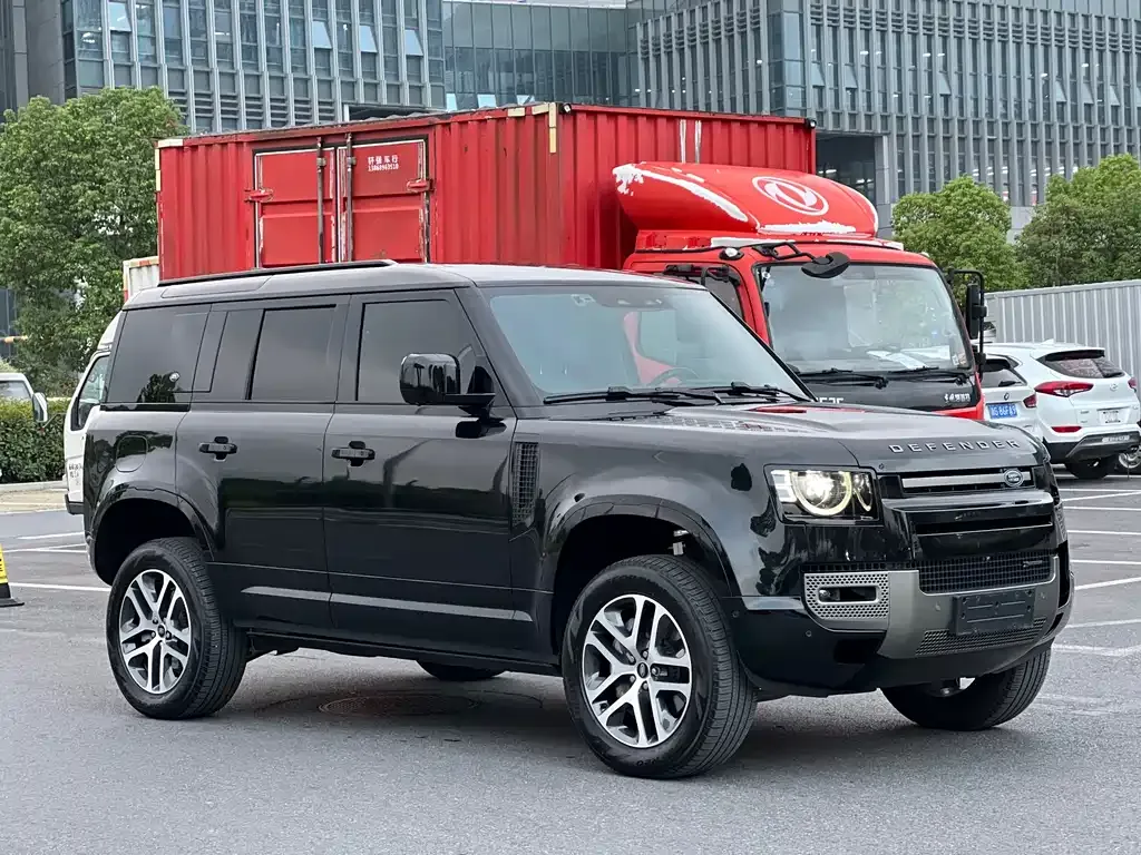 Land Rover Defender — фото 2