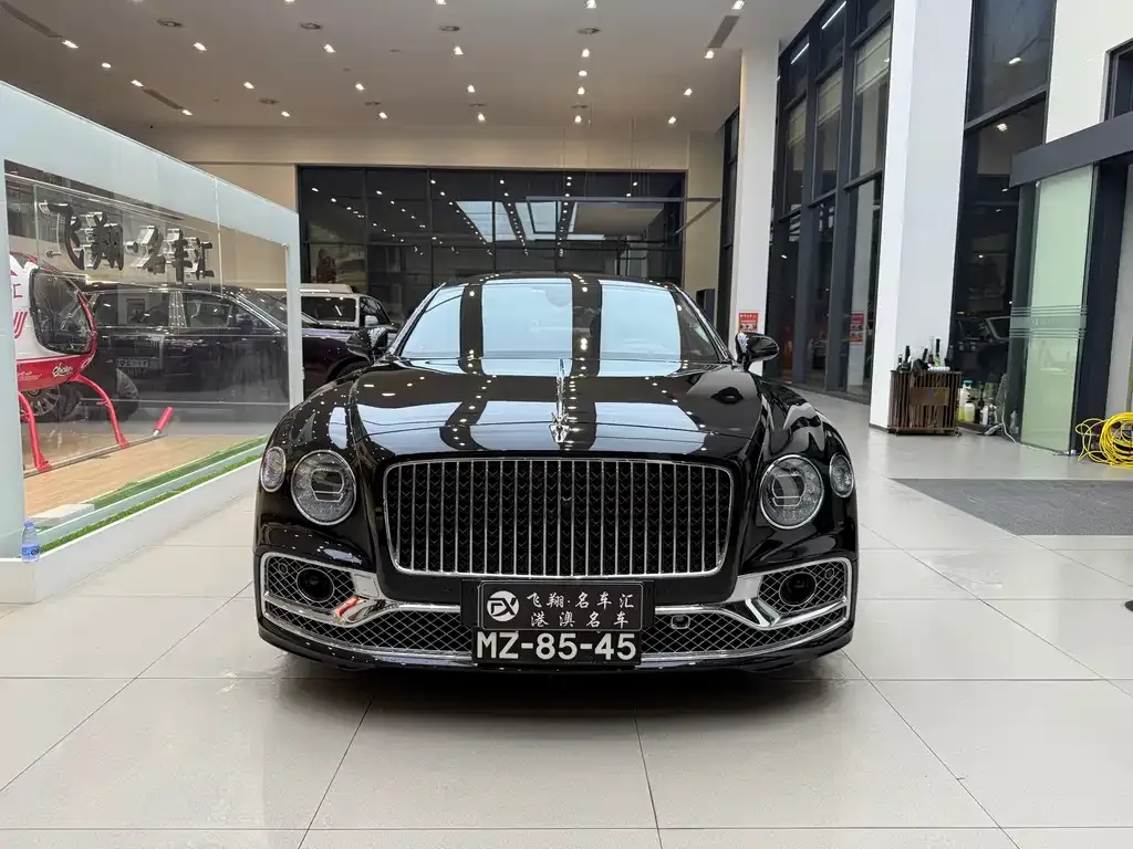 Bentley Flying Spur — фото 2