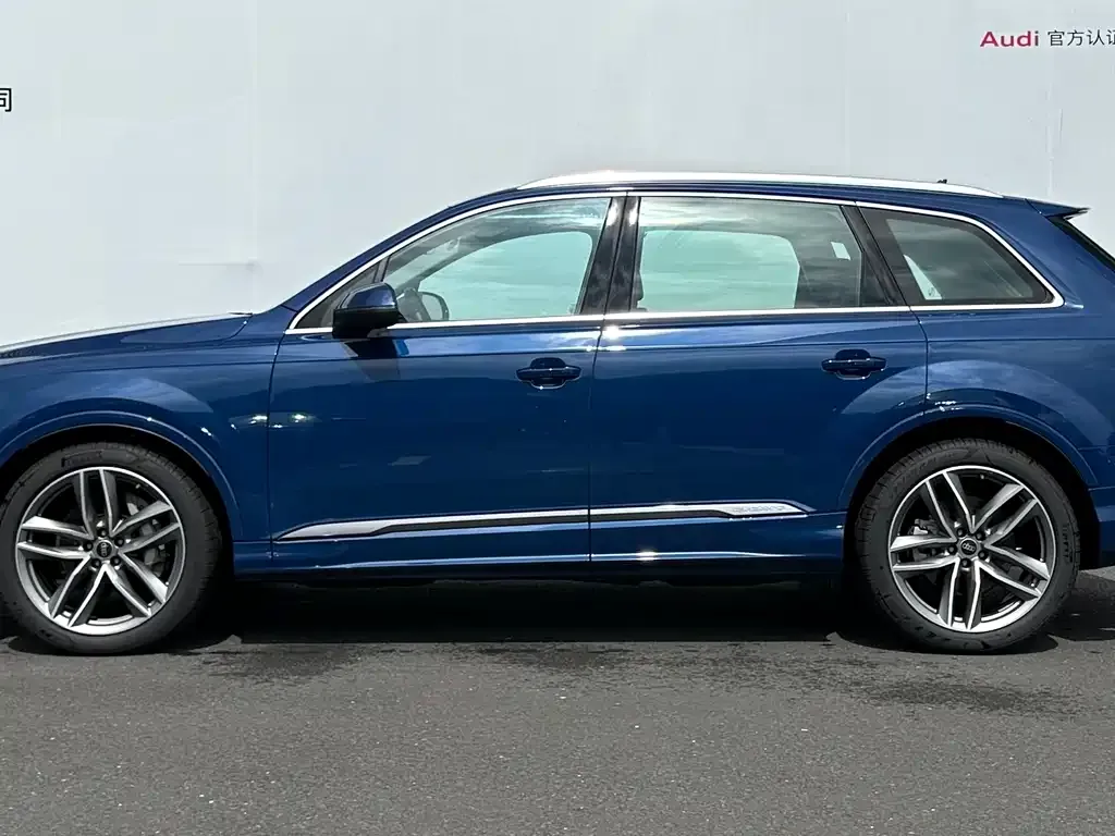 Audi Q7 — фото 5