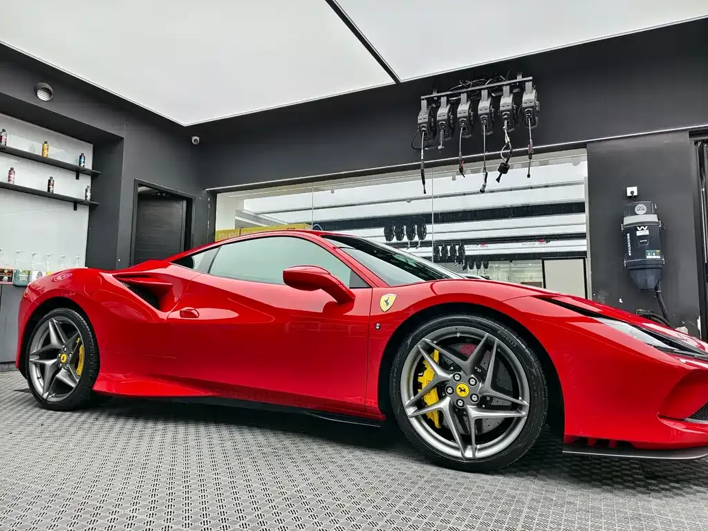 Ferrari F8 — фото 3