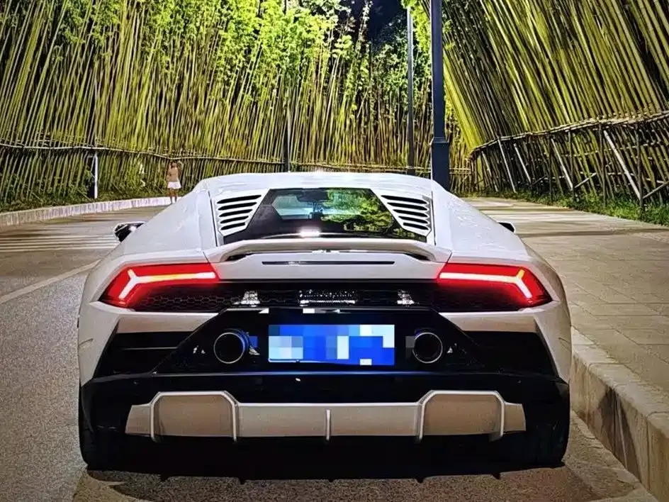 Lamborghini Huracan — фото 2