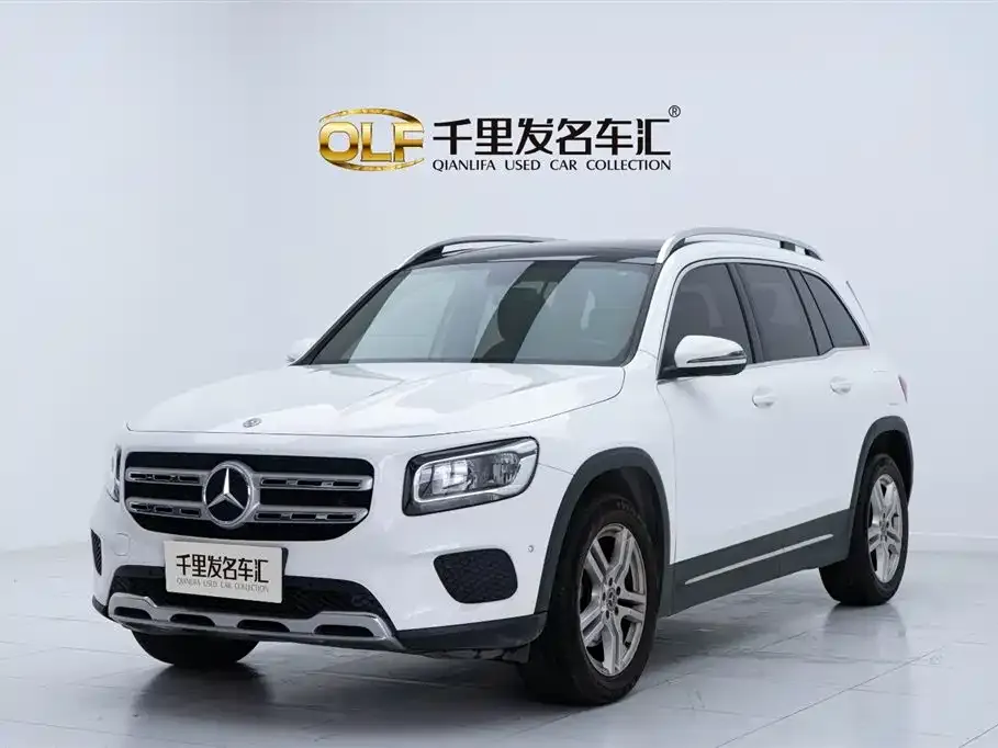 Mercedes-Benz GLB — фото 1
